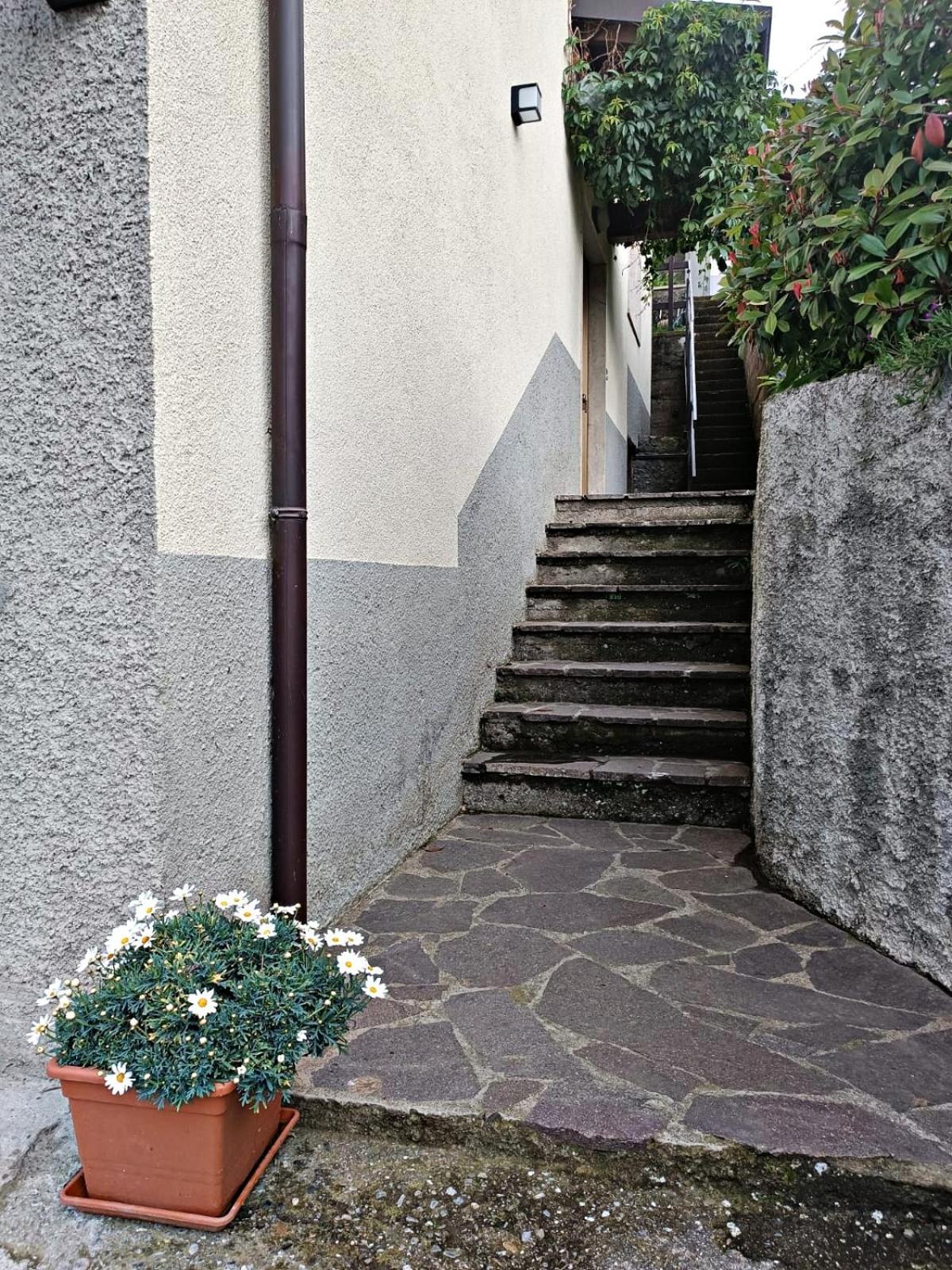 Brezza Di Costa Volpino